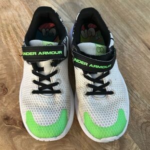Under Armour Boys Sneaker Shoes Size 3Y